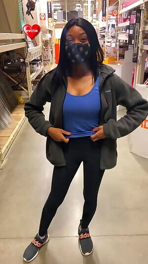 I just can’t stop flashing my tits 💖 this time at Home Depot!
