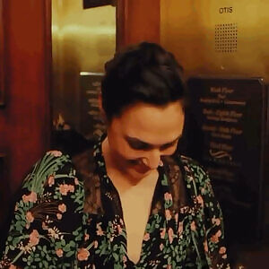 Gal Gadot taking us back to her hotel room for some fun...