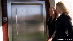 Door To Door Milfs
