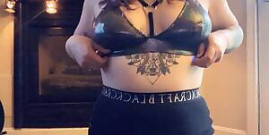 Little jiggle 😘