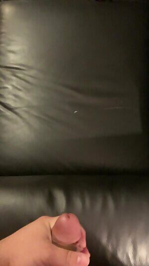 Not as thick as usual but I do love cum stained leather.