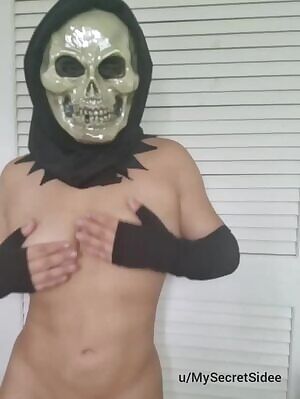 8 more days till Halloween, Halloween, Halloween...