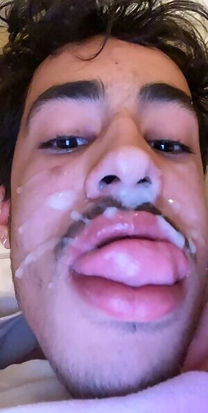 Came all over my face. Time to eat ;)