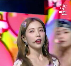 April - Chaekyung, Jinsol & Chaewon