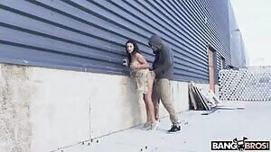 Public Bang / Bang Bros - Alyssia Kent, Potro De Bilbao Alley’s Public Bang / 29.04.2020